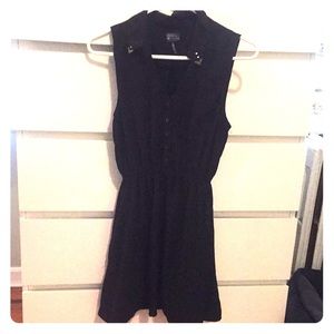 Black Kendall & Kylie summer dress